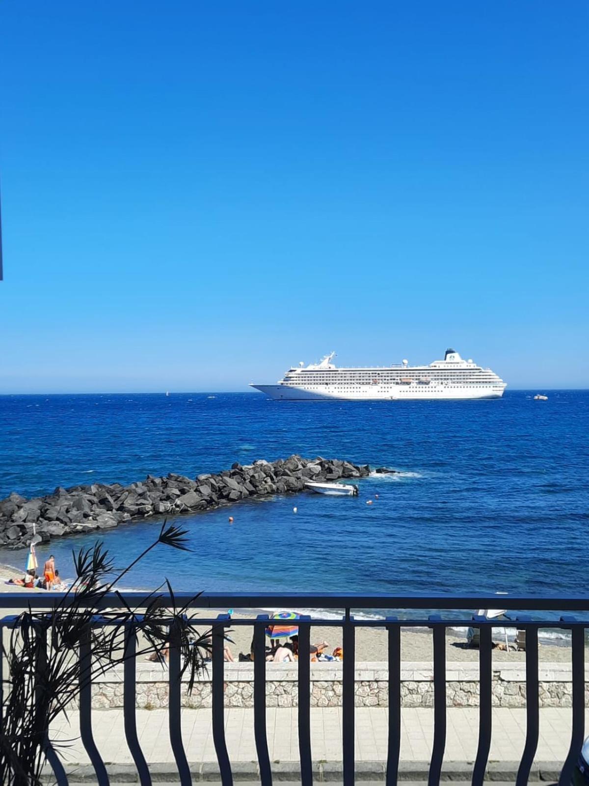 Arcadia Golden Bay Giardini Naxos Exterior foto